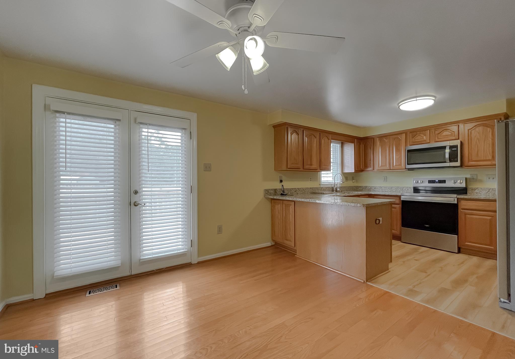 WHITE OAK VILLAGE - Residential