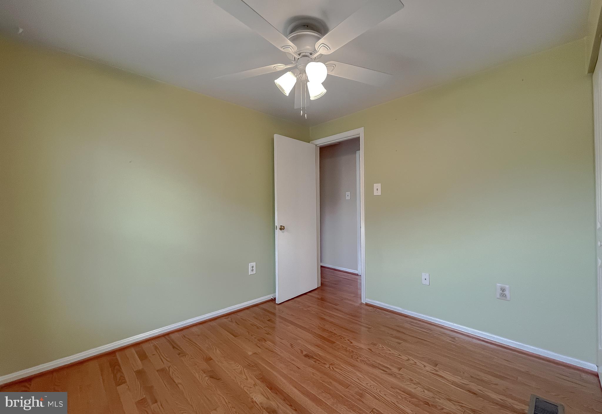 WHITE OAK VILLAGE - Residential