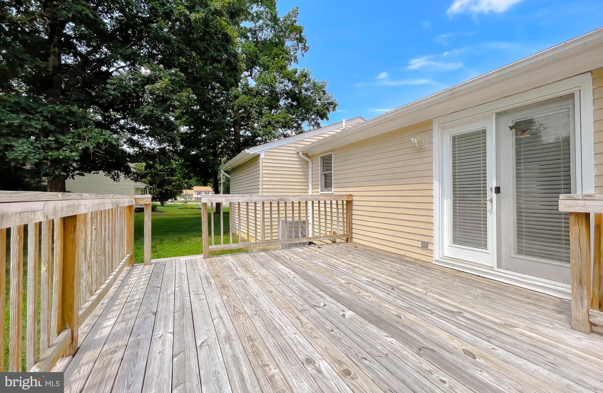 WHITE OAK VILLAGE - Residential