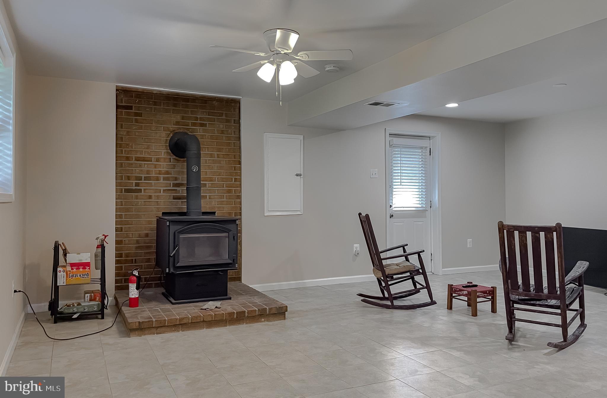 WHITE OAK VILLAGE - Residential