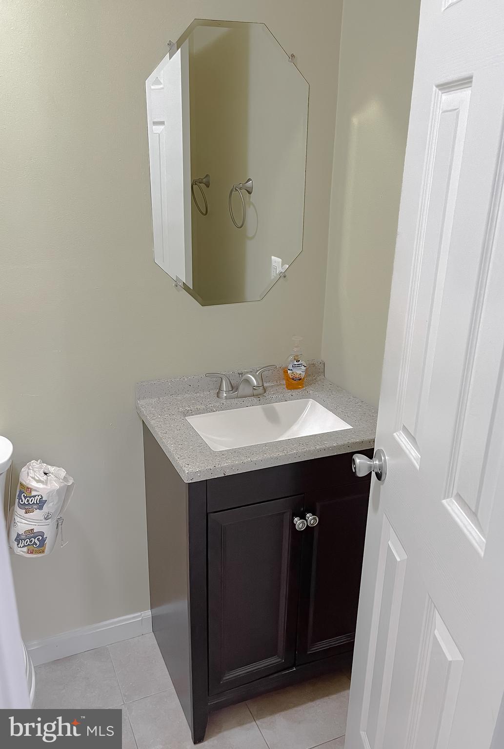 WHITE OAK VILLAGE - Residential