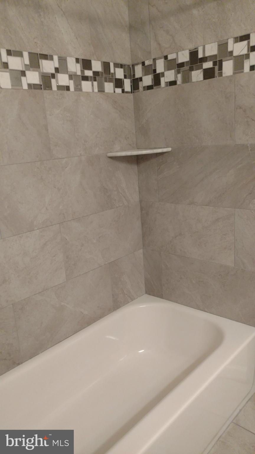 POTOMAC VALLEY - Residential Lease