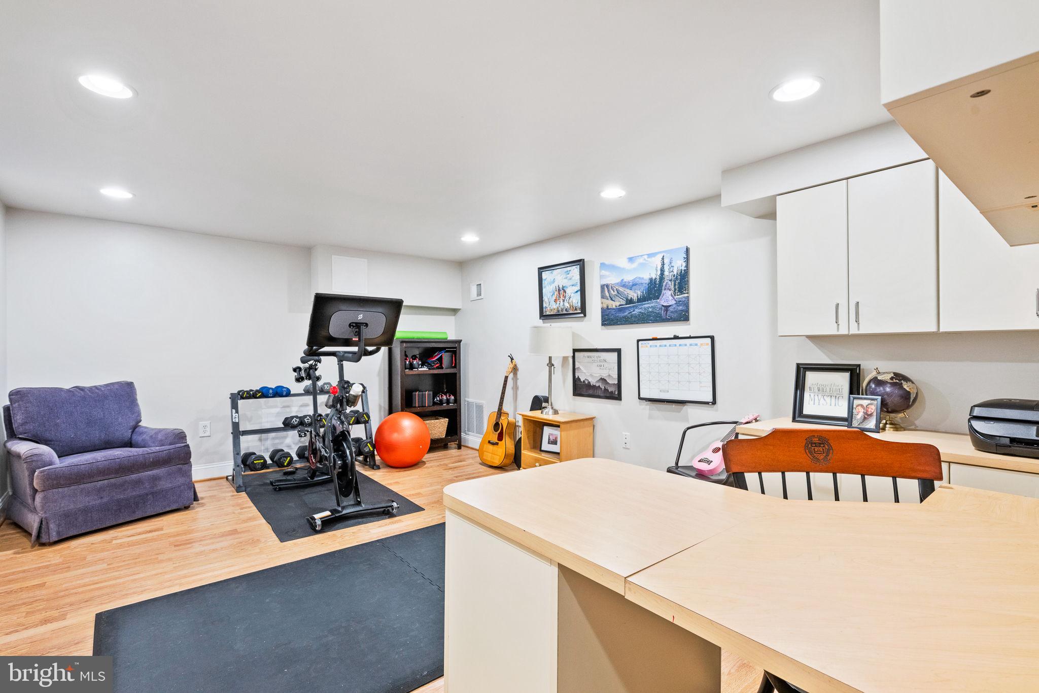 HIGHLAND VIEW - Residential