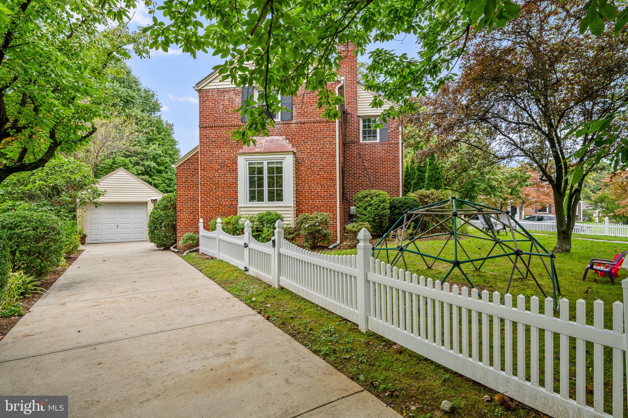 HIGHLAND VIEW - Residential