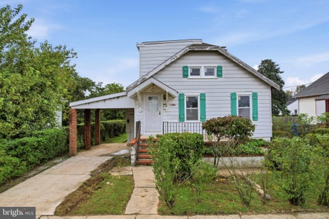 Photo for 835 WOODLAND AVENUE