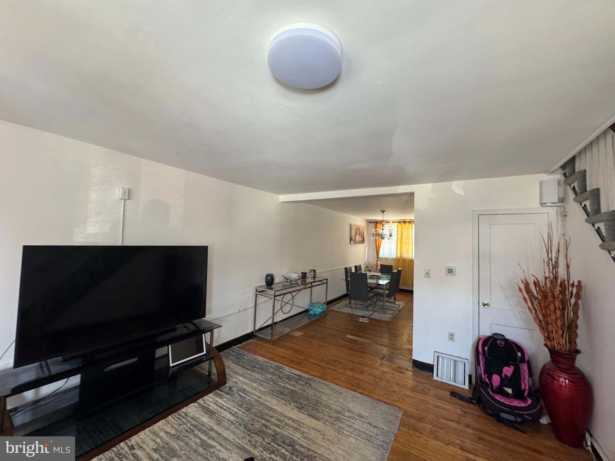 MAYFAIR - Residential