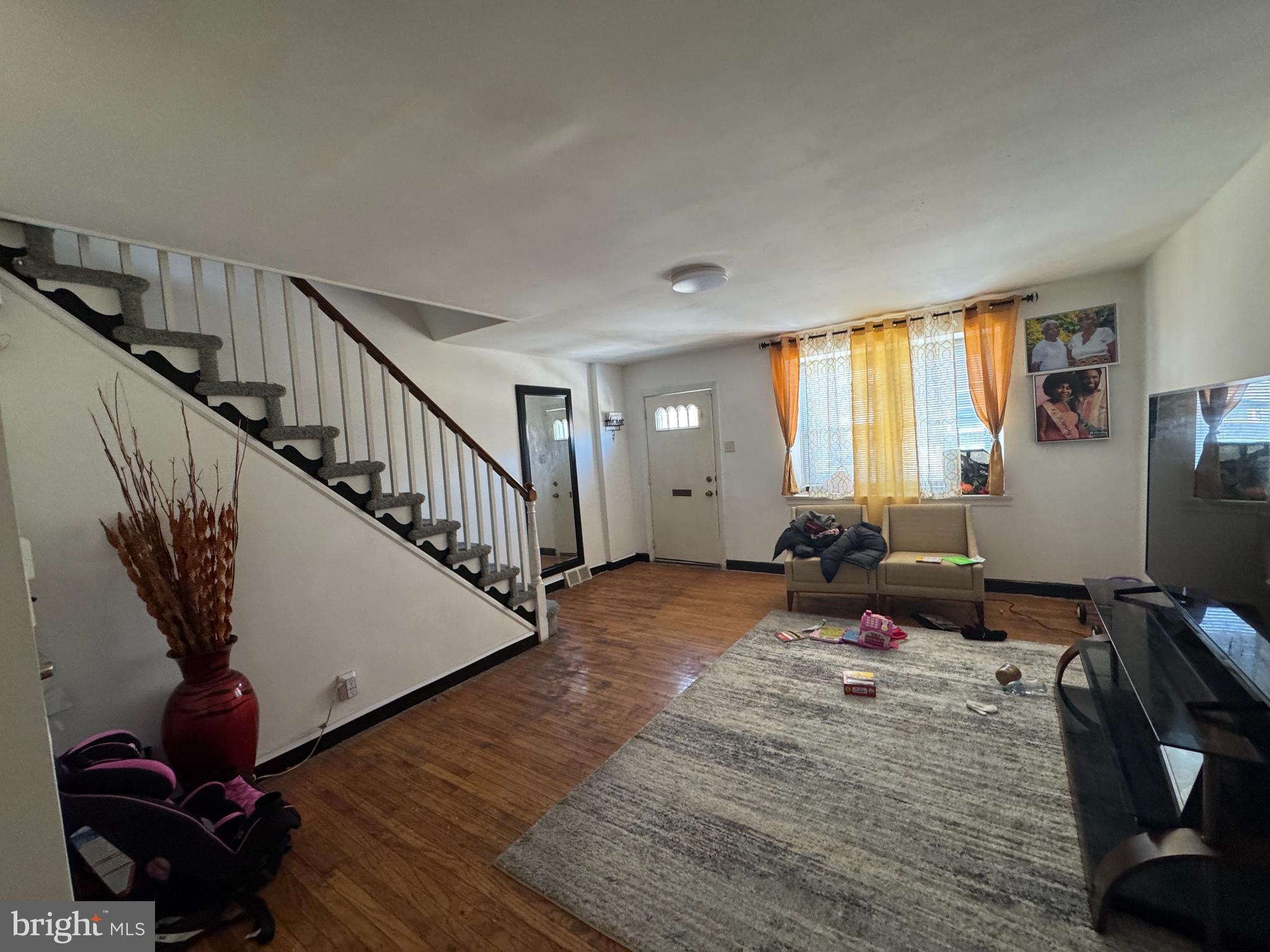 MAYFAIR - Residential