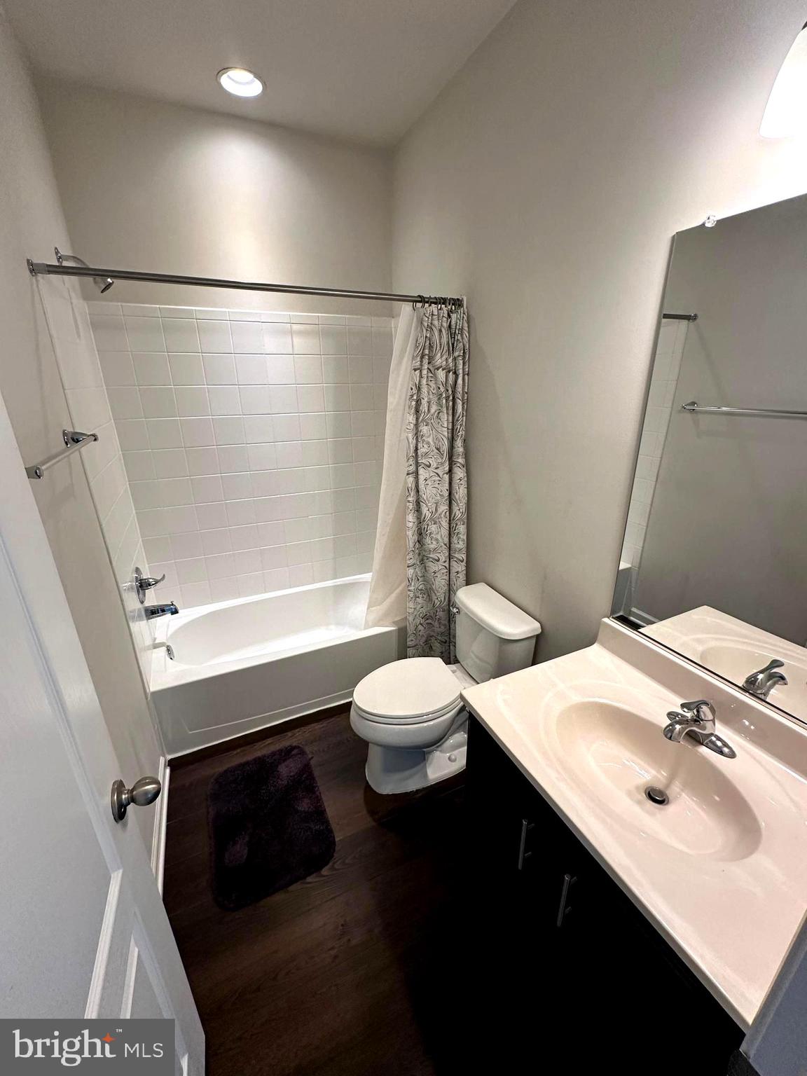 PARKSIDE AT WESTPHALIA - Residential Lease