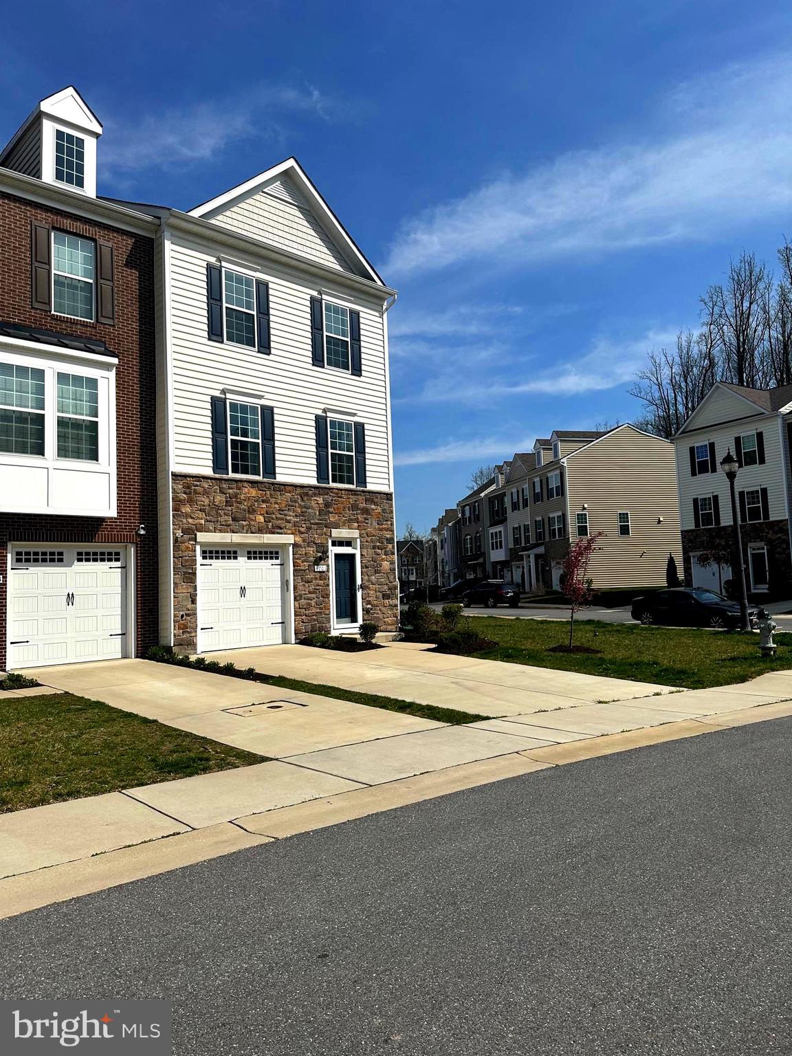 PARKSIDE AT WESTPHALIA - Residential Lease