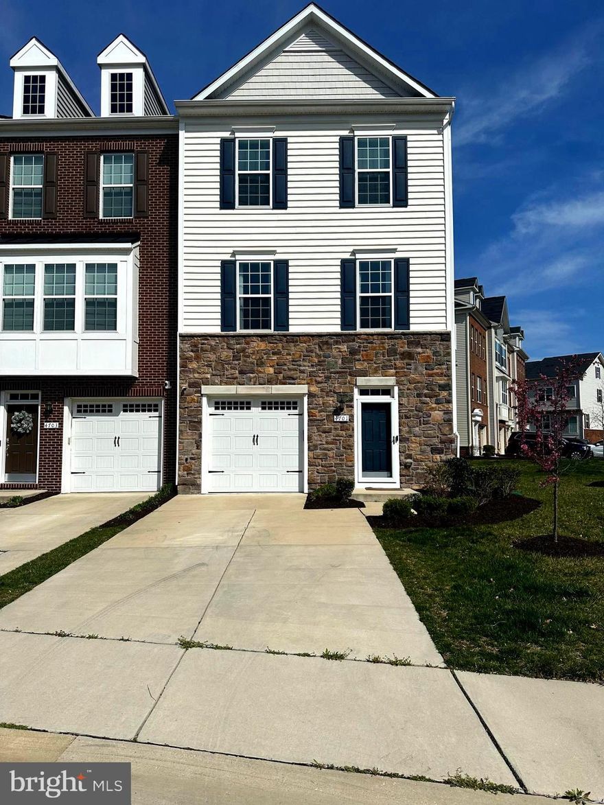 gorgeous end unit townhome for rent*located in the much sought after Parkside by Westphalia community, this home features 3BR/3.5BA*stainless steel appliances*island in the kitchen with quartz countertops*breakfast bar*gas range for the "must have " cooks*huge living room*maintenance free deck off of the kitchen*upper level features washer/dryer*owner's suite w/two walk-in closets/luxury bath w/double vanities/soaking tub/separate ceramic shower w/seat*LVP flooring throughout entry and second level* entry level has a large rec room w/office cove space/full bath*fenced in backyard*rare two car driveway w/one car garage*this community is loaded with amenities that include two community pools*walking/bike trails*clubhouse*dog park/small pets allowed under 25lbs*scenic ponds and streams* located just 10 min from AAFB*10 min to Suitland metro station*5 min to i-495*20 min to national harbor*all applications are done online through RentSpree and are $39.99 per person 18 and older*we only process one application at a time*first come first serve*qualifying income is $126k annually*minimum transunion credit score of 640 is required*good and verifiable income is required*AGENTS CHECK THE DOCUMENTS SECTION FOR MORE INFORMATION ON CRITERIA BEFORE YOUR CLIENT APPLYS* simply show the property, check the queue status with L/A agent, send your clients email address if interested, and a link will be sent to them if no one is being processed*available for immediate occupancy but no later than a 4/15 or 5/1 move in date at this time*agent text L/A with questions