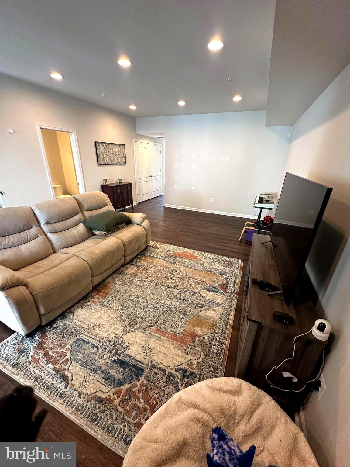 PARKSIDE AT WESTPHALIA - Residential Lease