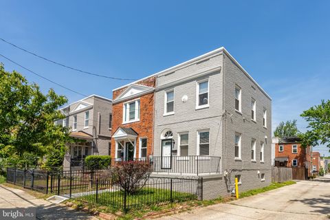 707 RITTENHOUSE STREET NW WASHINGTON DC 20011
