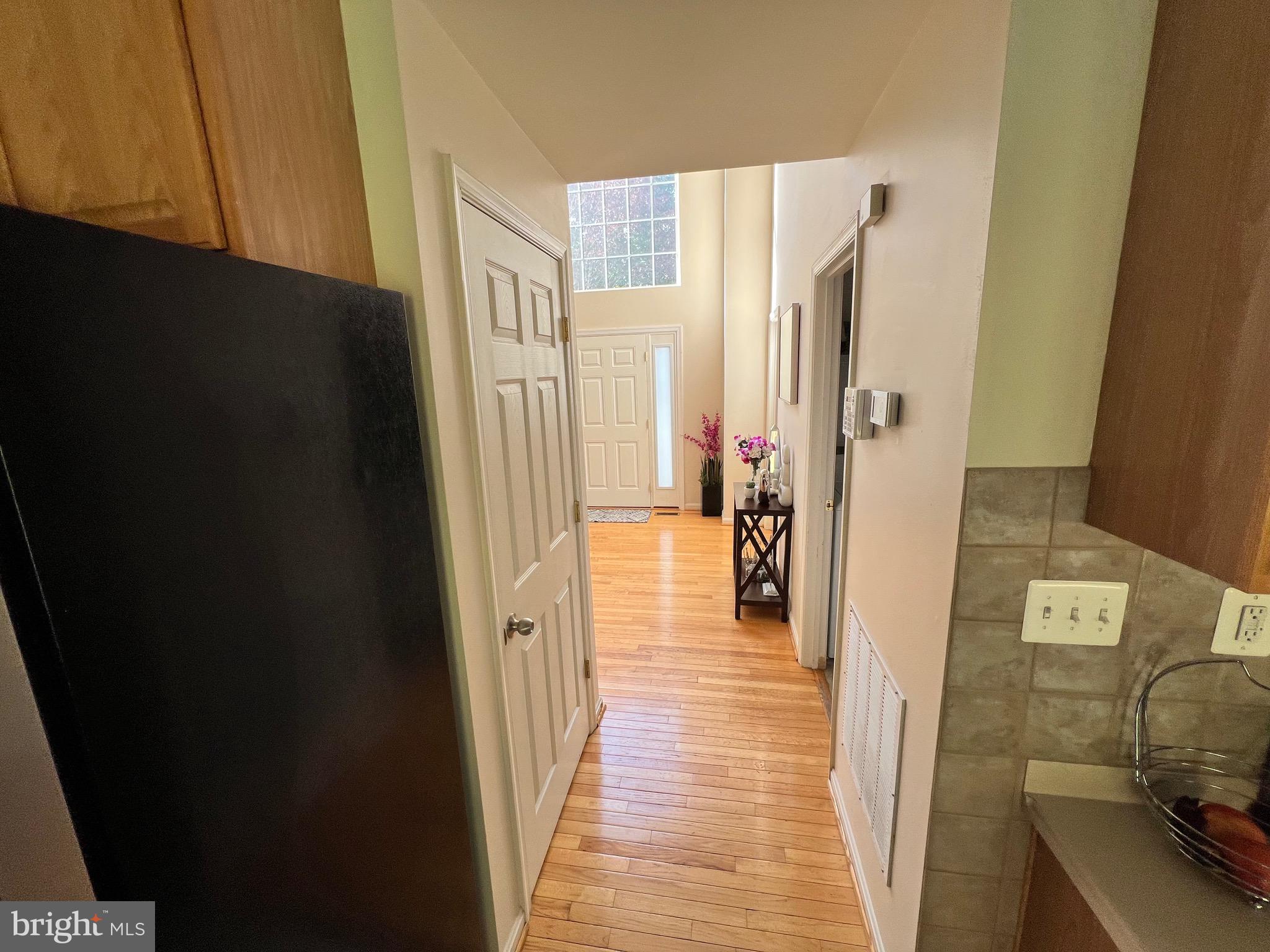 WAYSIDE VILLAGE - Residential Lease