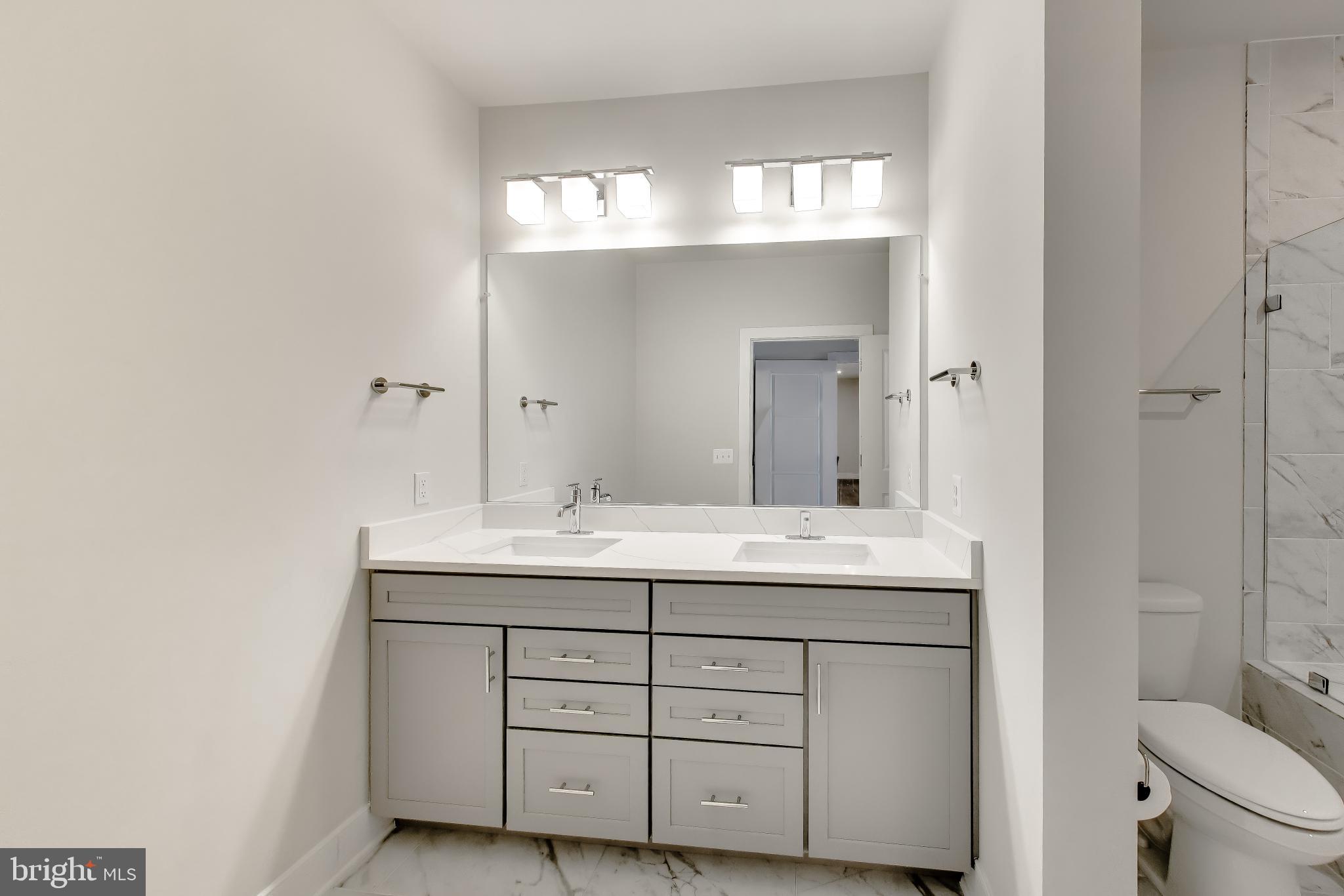 NATIONAL HARBOR - Residential