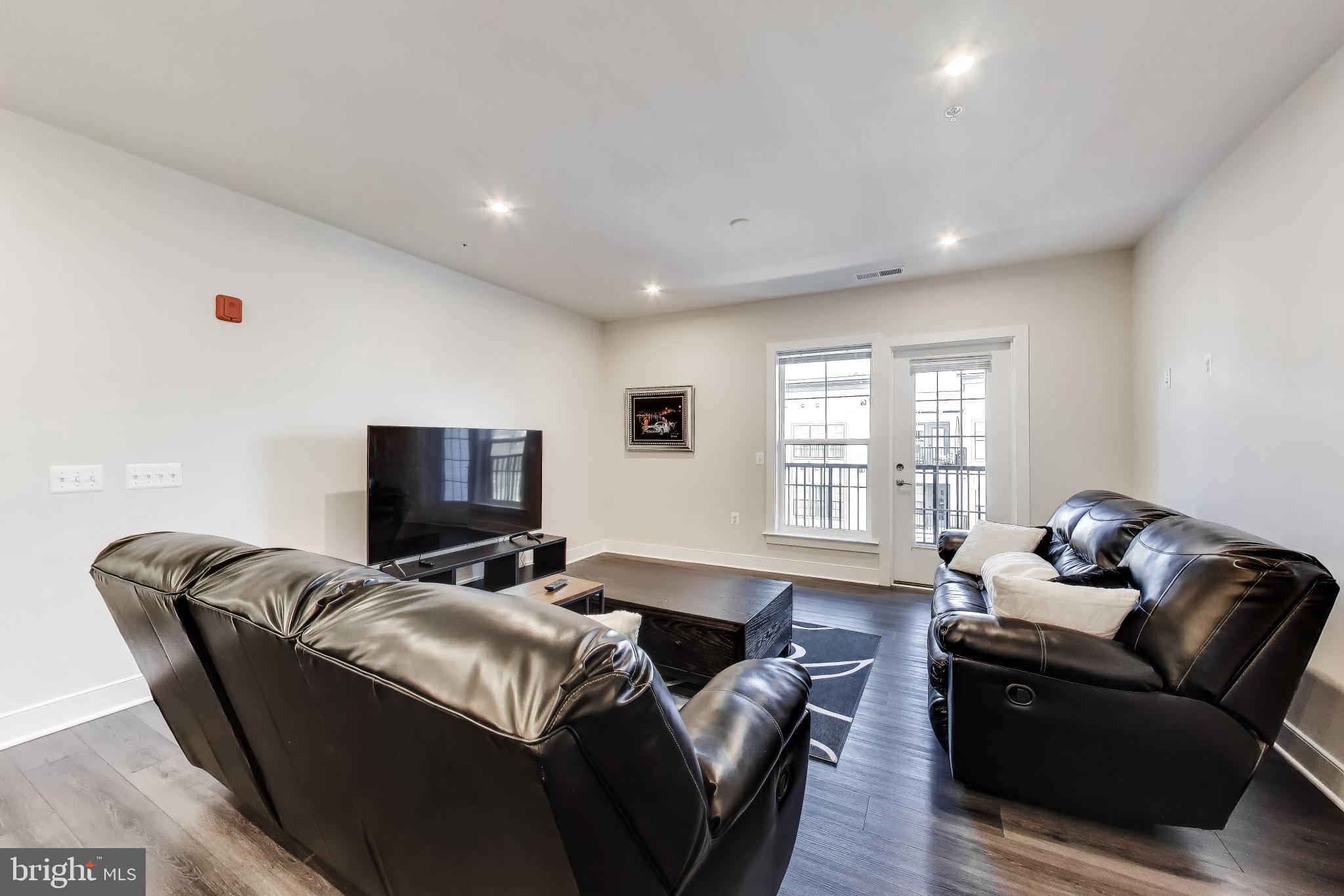 106 SAINT IVES PLACE 408