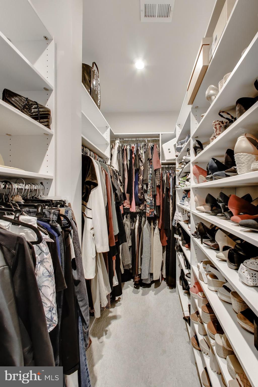 NATIONAL HARBOR - Residential