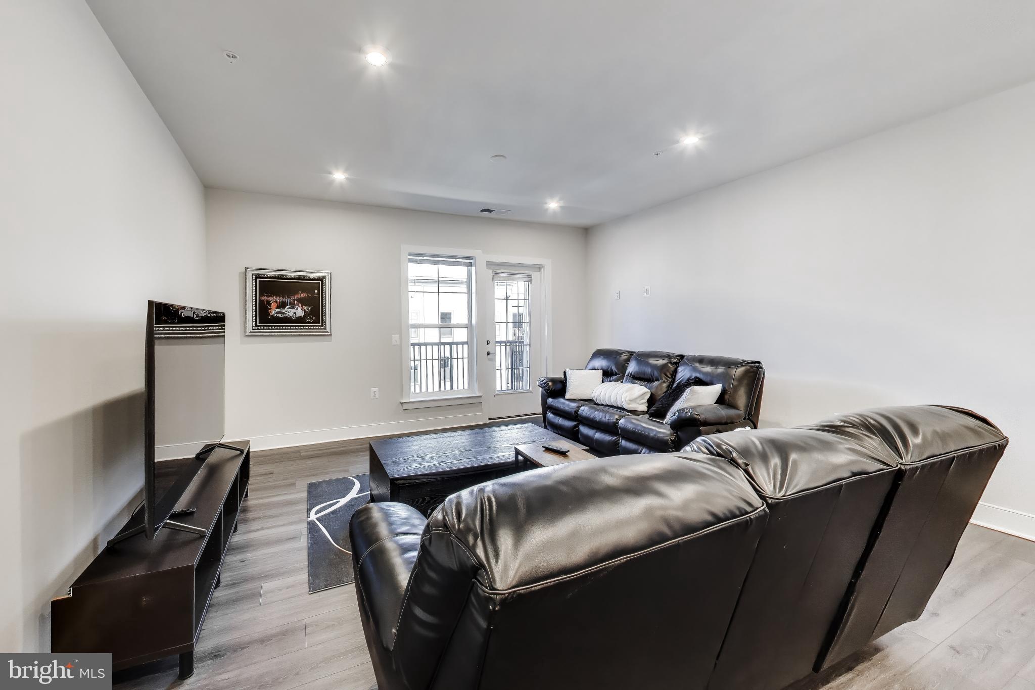 NATIONAL HARBOR - Residential