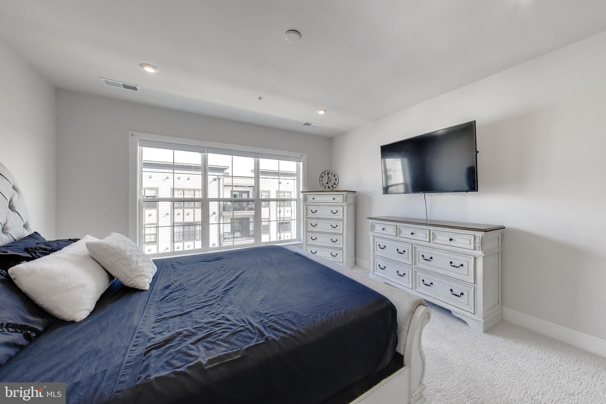 NATIONAL HARBOR - Residential