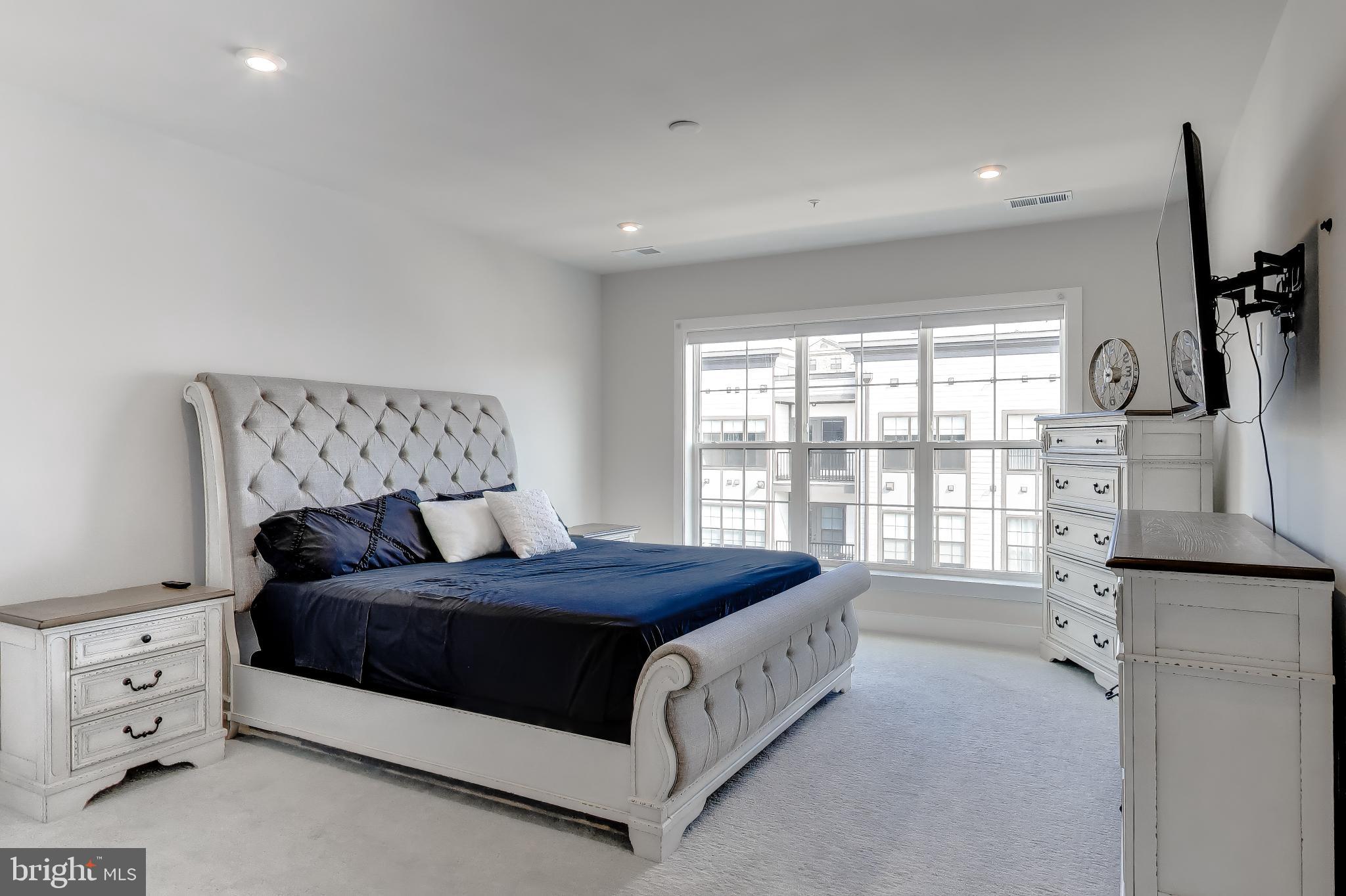 NATIONAL HARBOR - Residential