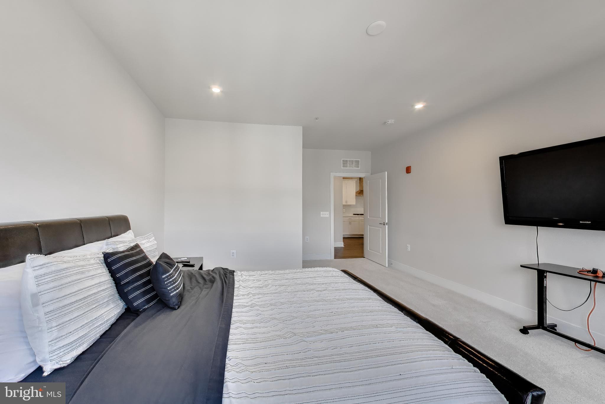 NATIONAL HARBOR - Residential