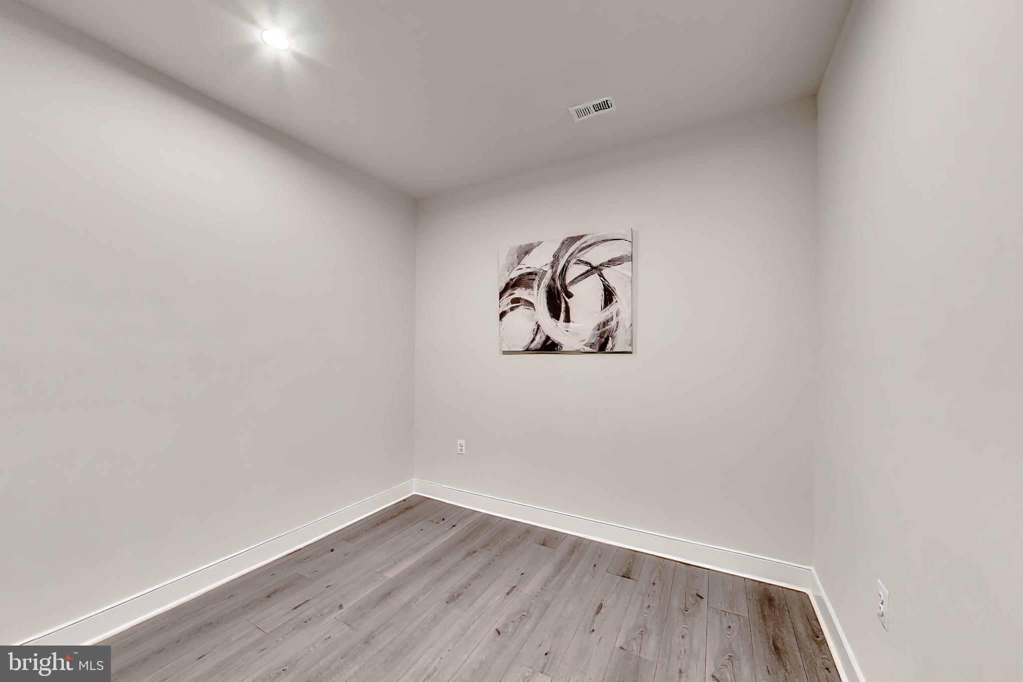 NATIONAL HARBOR - Residential