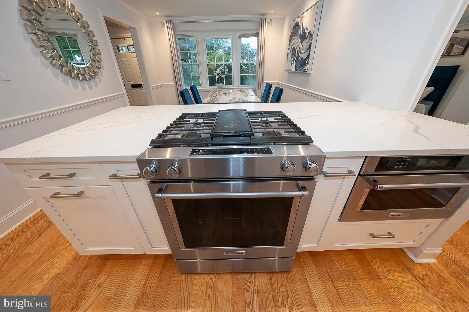 Devon, Pennsylvania 19333, United States, 3 Bedrooms Bedrooms, ,2 BathroomsBathrooms,Residential,Contingent,190916