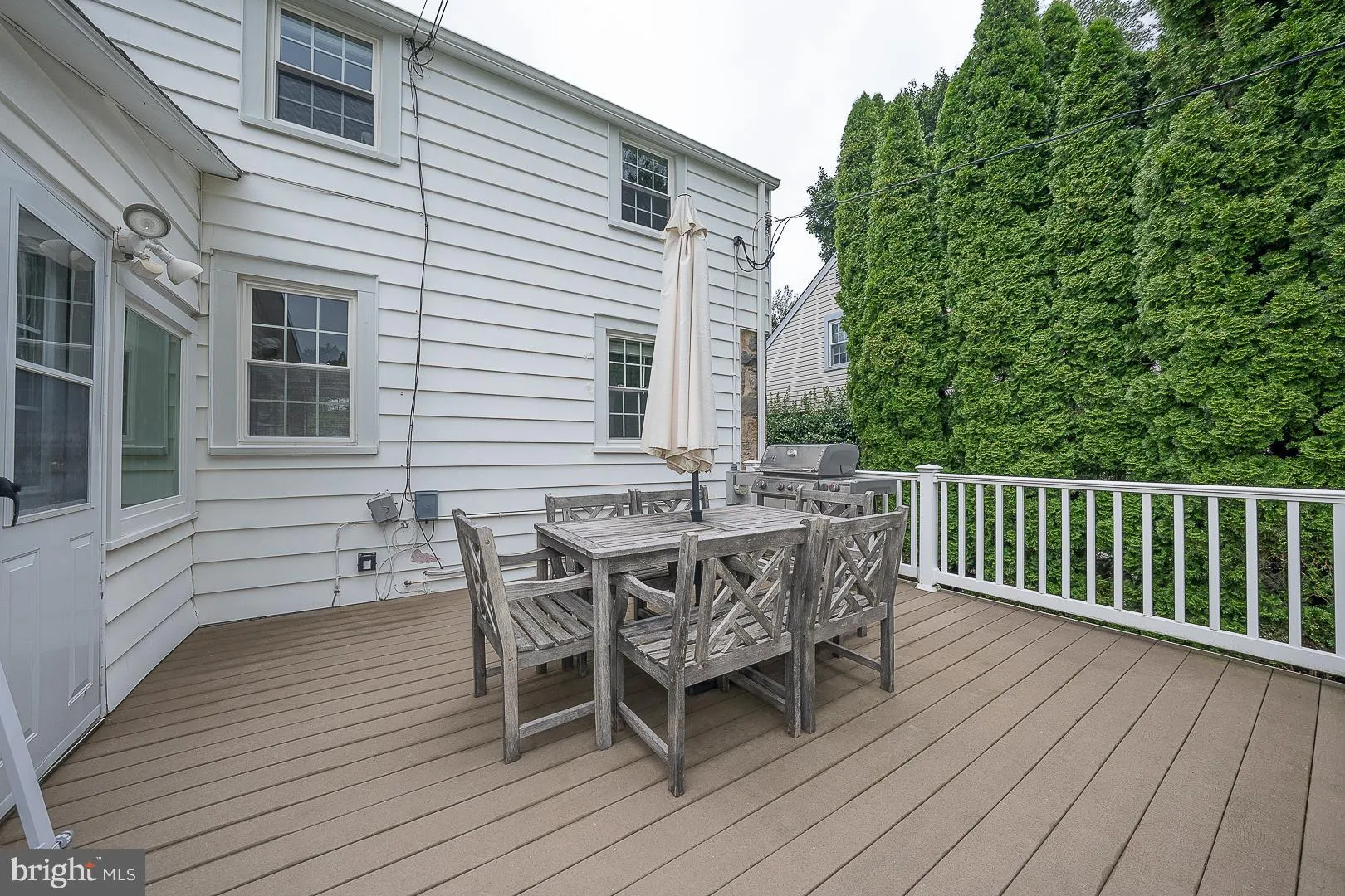 Devon, Pennsylvania 19333, United States, 3 Bedrooms Bedrooms, ,2 BathroomsBathrooms,Residential,Contingent,190916