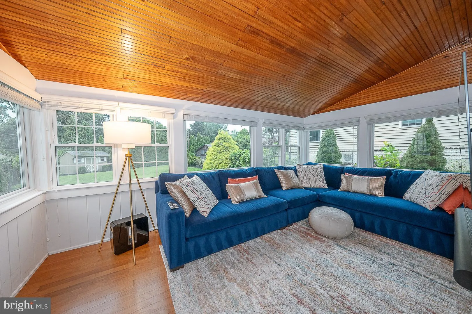 Devon, Pennsylvania 19333, United States, 3 Bedrooms Bedrooms, ,2 BathroomsBathrooms,Residential,Contingent,190916