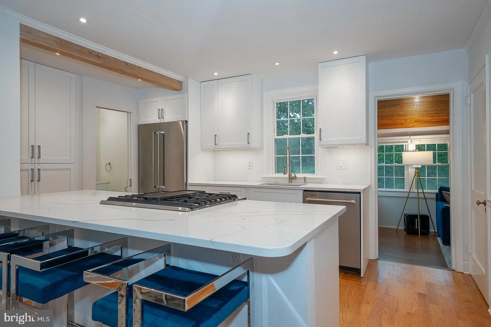 Devon, Pennsylvania 19333, United States, 3 Bedrooms Bedrooms, ,2 BathroomsBathrooms,Residential,Contingent,190916