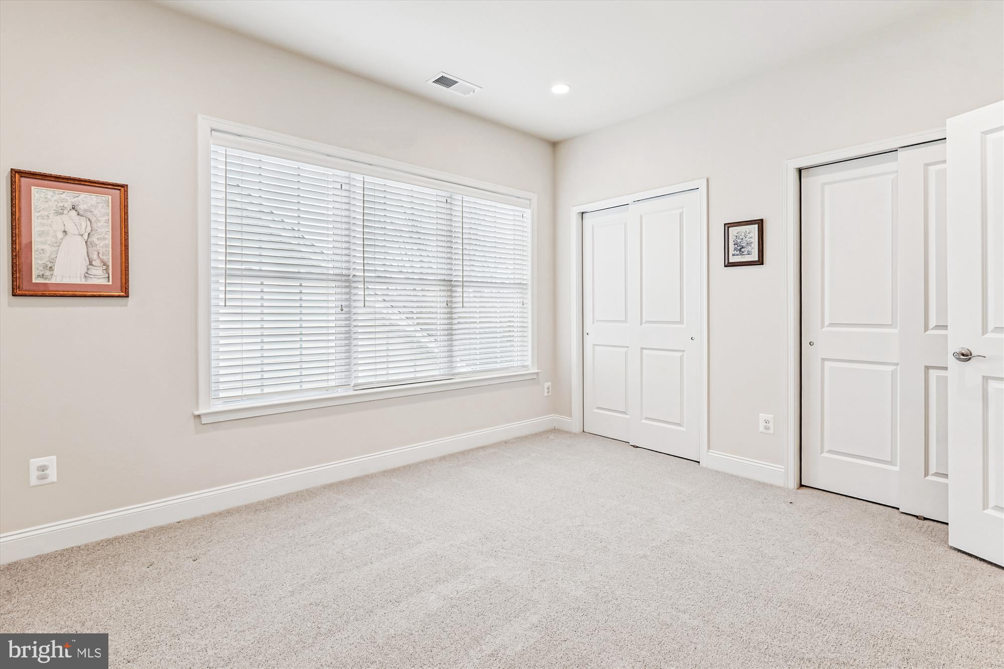 REGENCY AT CREEKSIDE - Residential