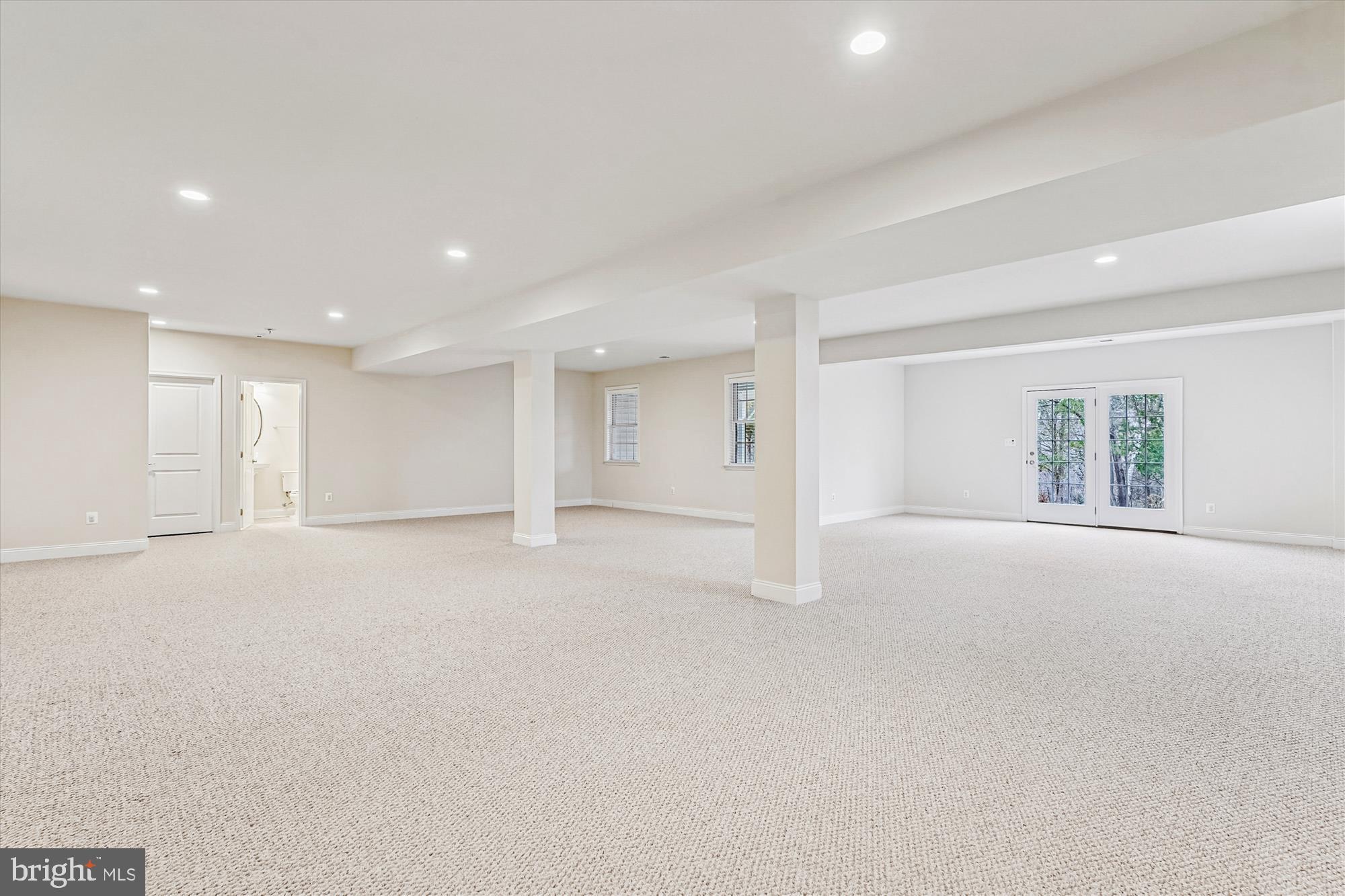 REGENCY AT CREEKSIDE - Residential