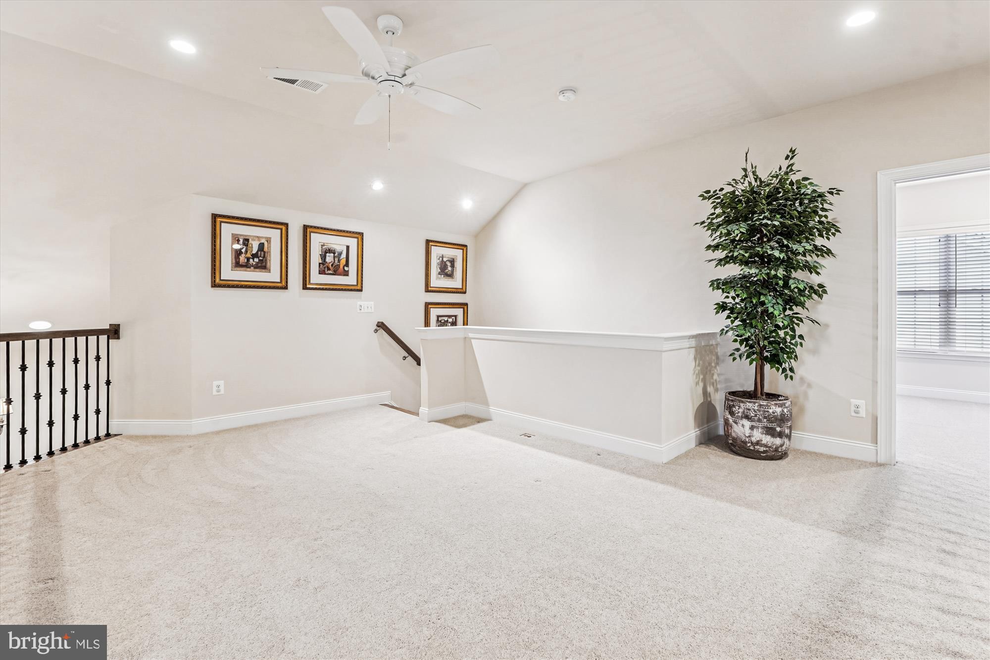 REGENCY AT CREEKSIDE - Residential