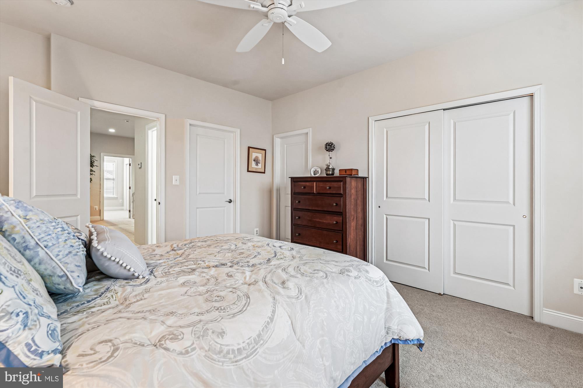 REGENCY AT CREEKSIDE - Residential