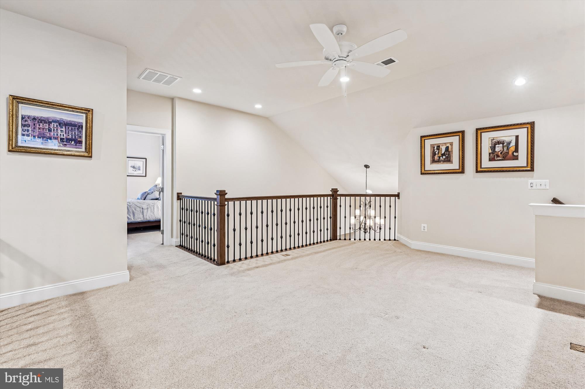 REGENCY AT CREEKSIDE - Residential