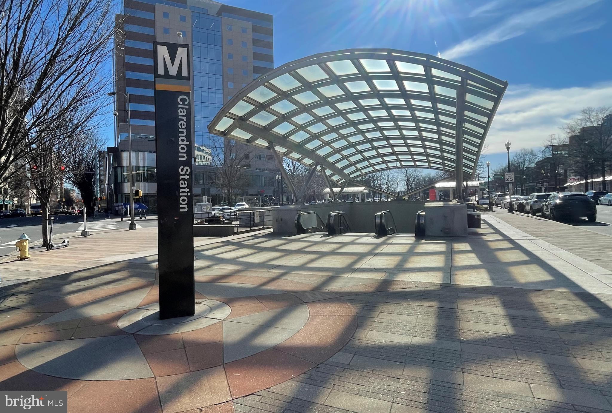 CLARENDON - Residential