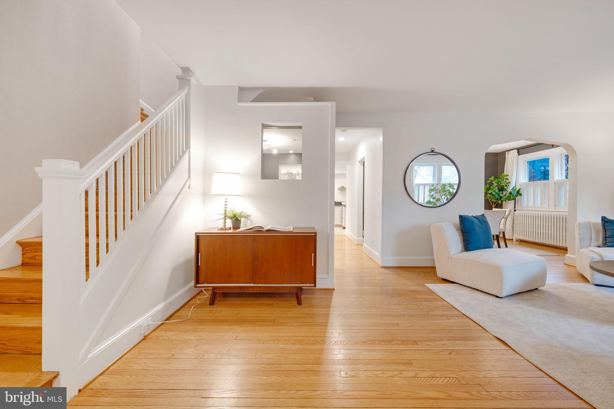 CLARENDON - Residential