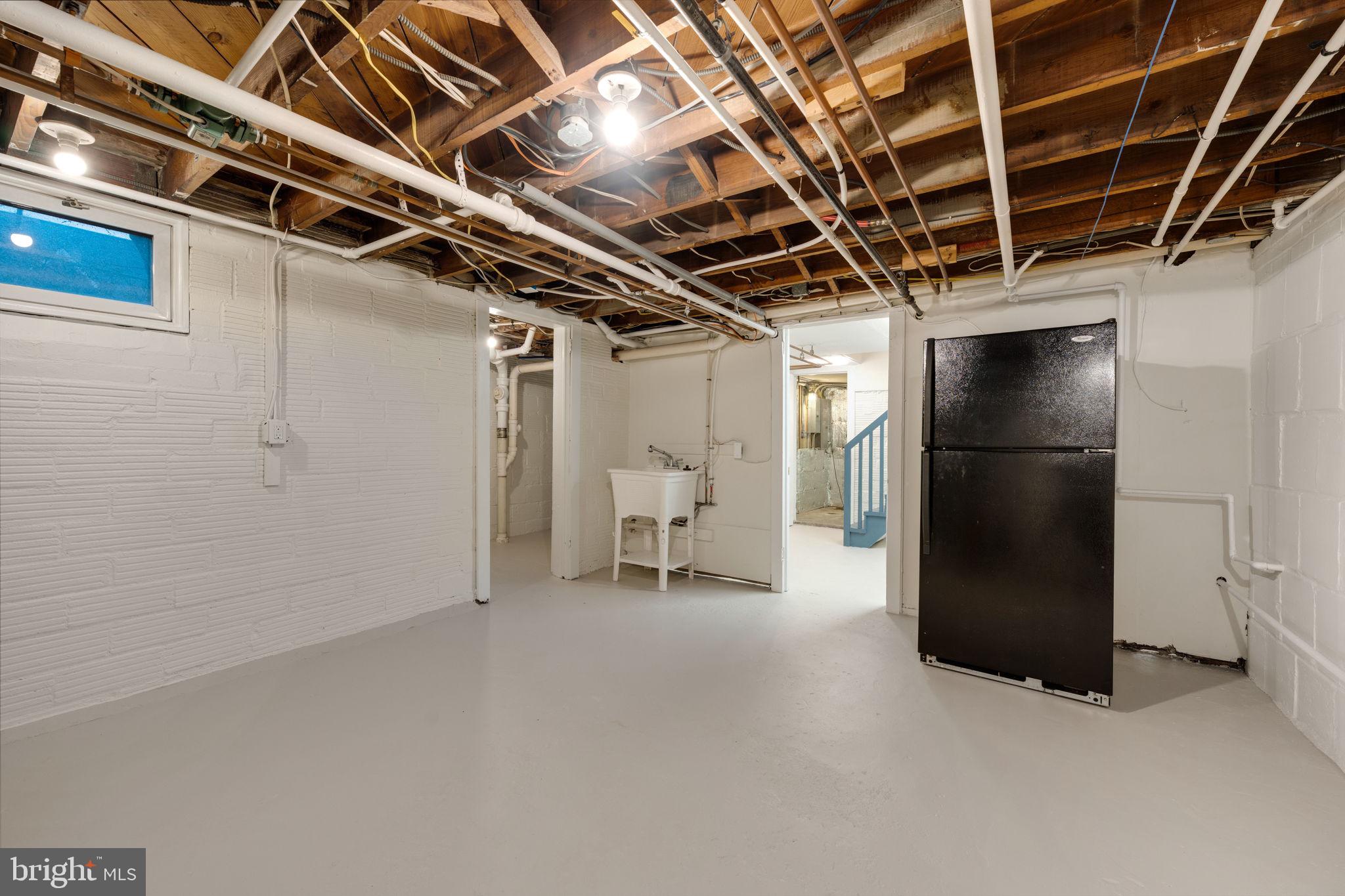 CLARENDON - Residential