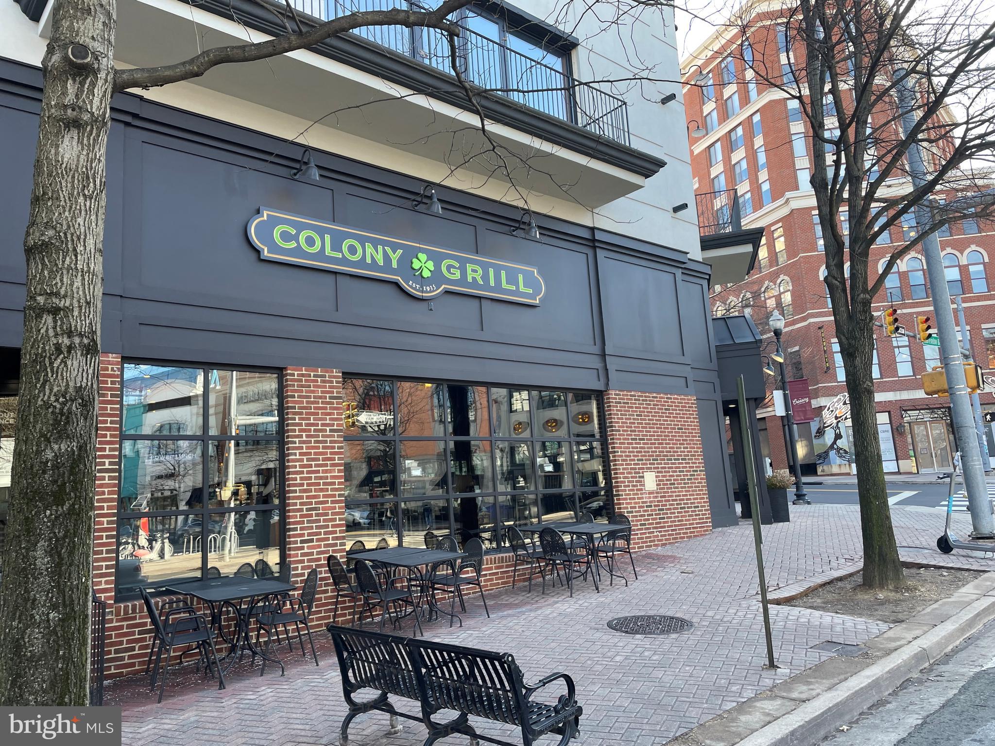 CLARENDON - Residential