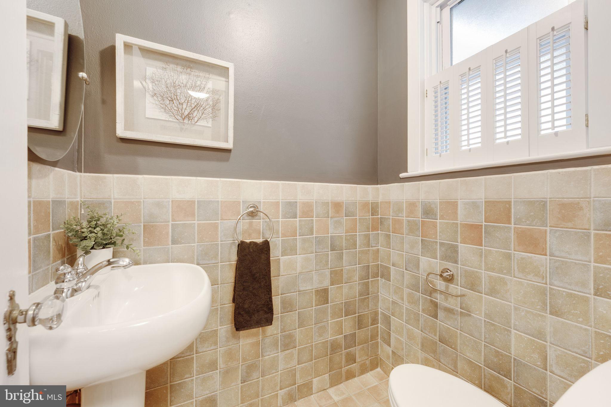 CLARENDON - Residential