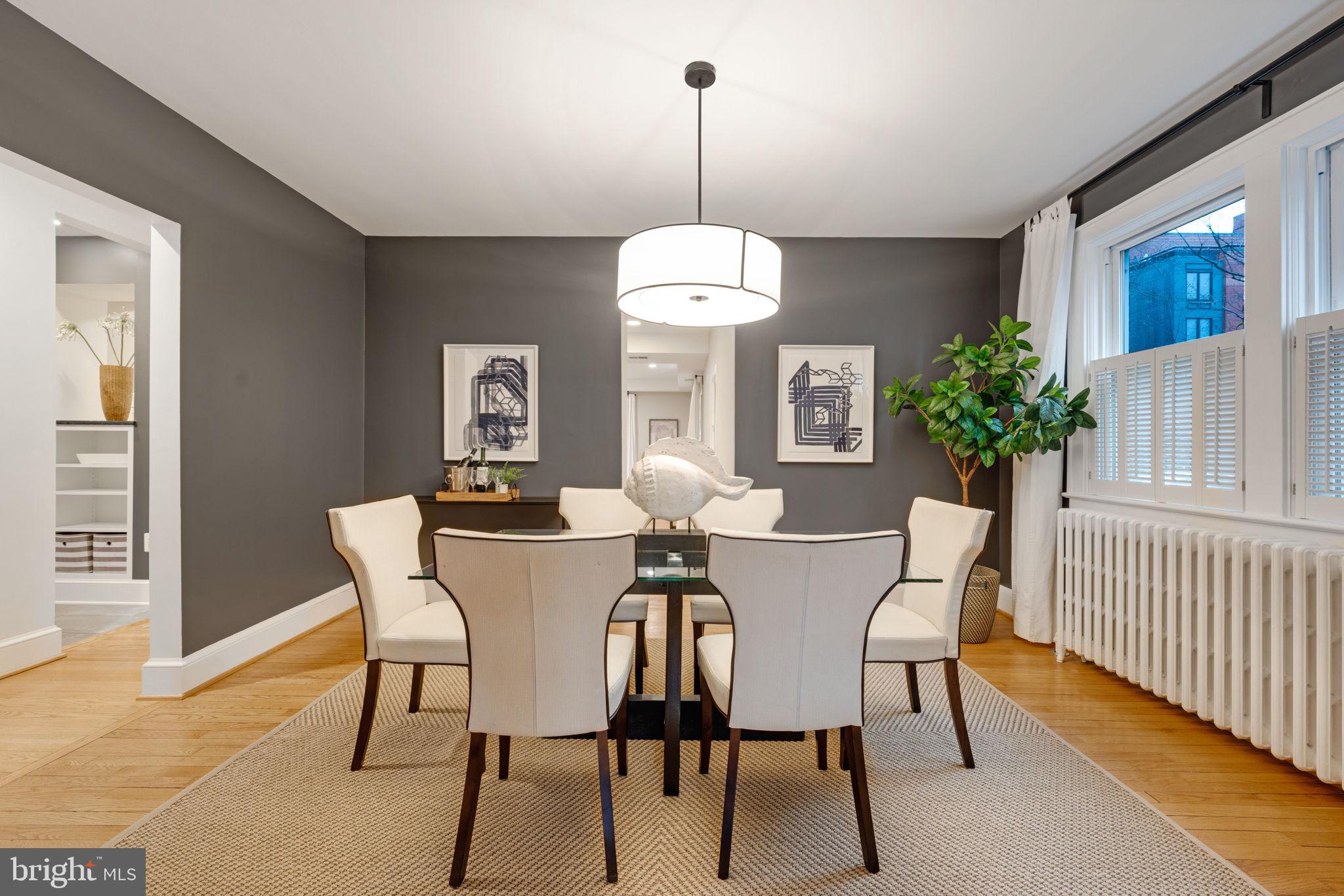 CLARENDON - Residential