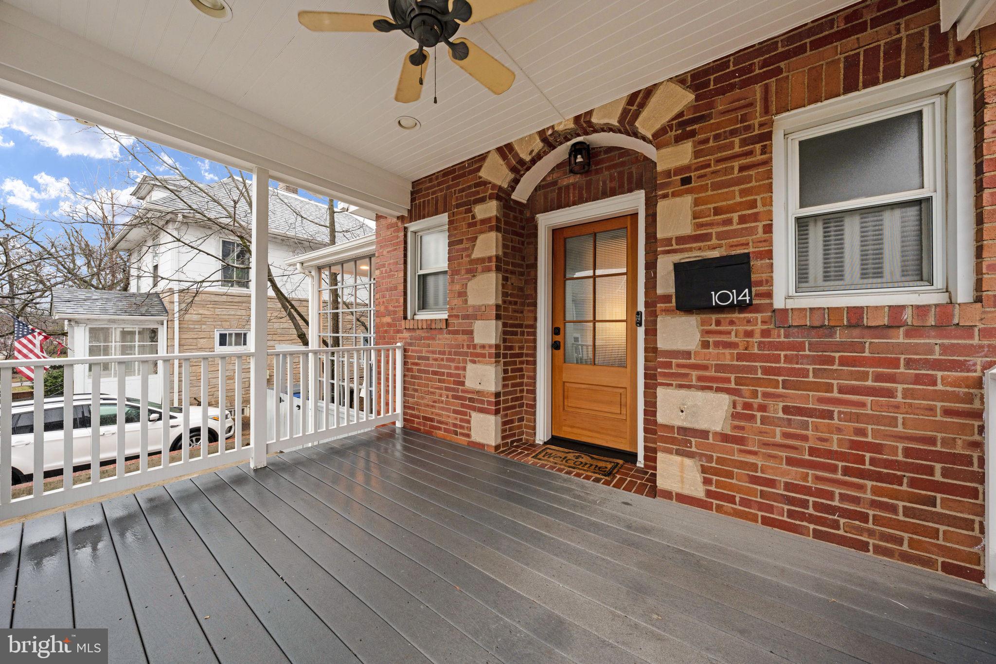 CLARENDON - Residential