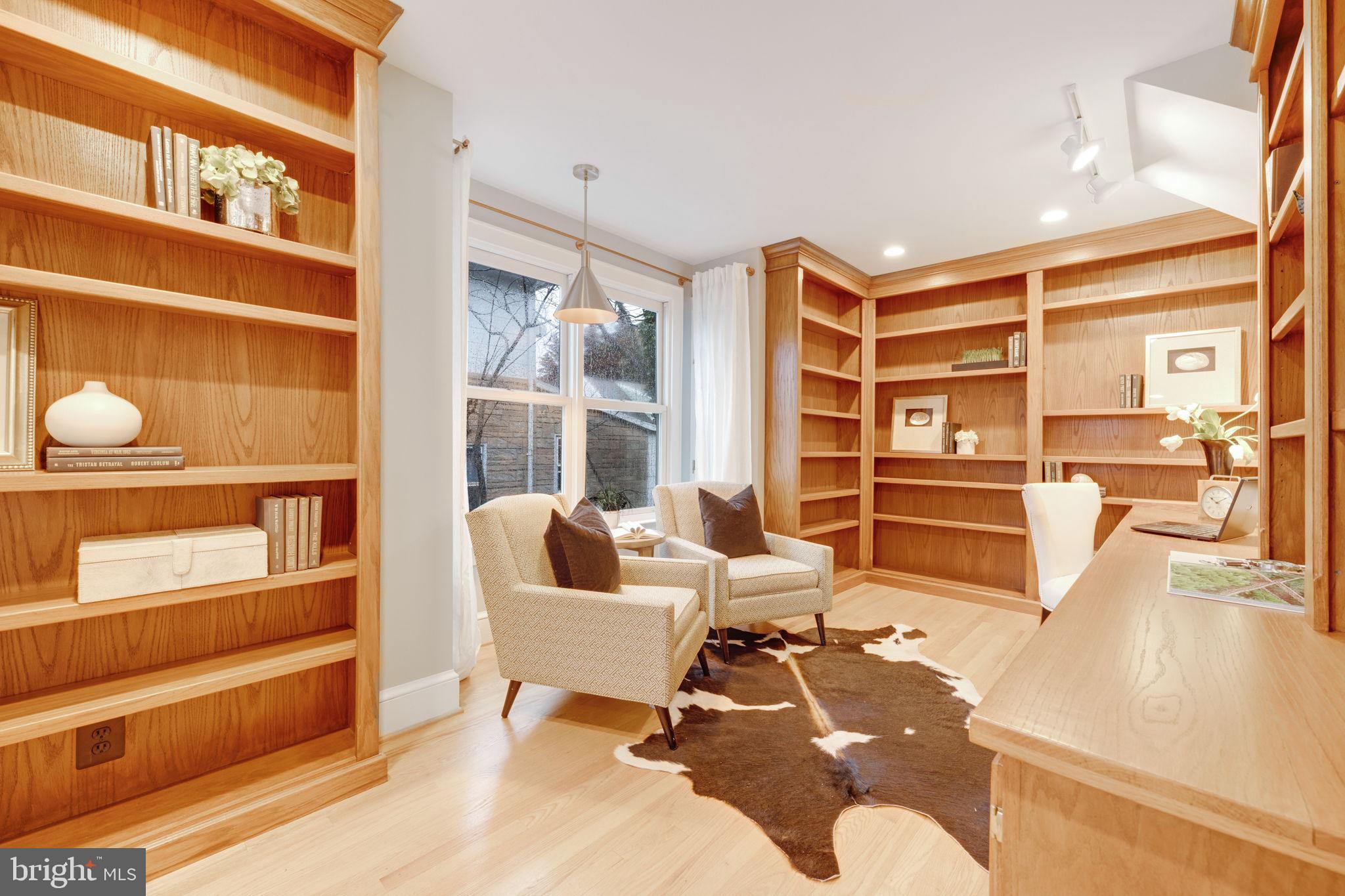 CLARENDON - Residential