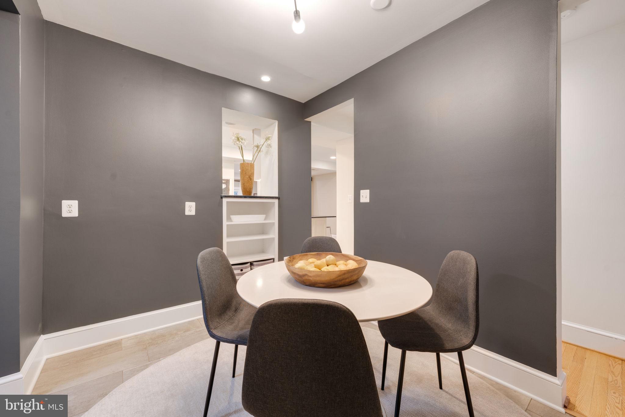 CLARENDON - Residential