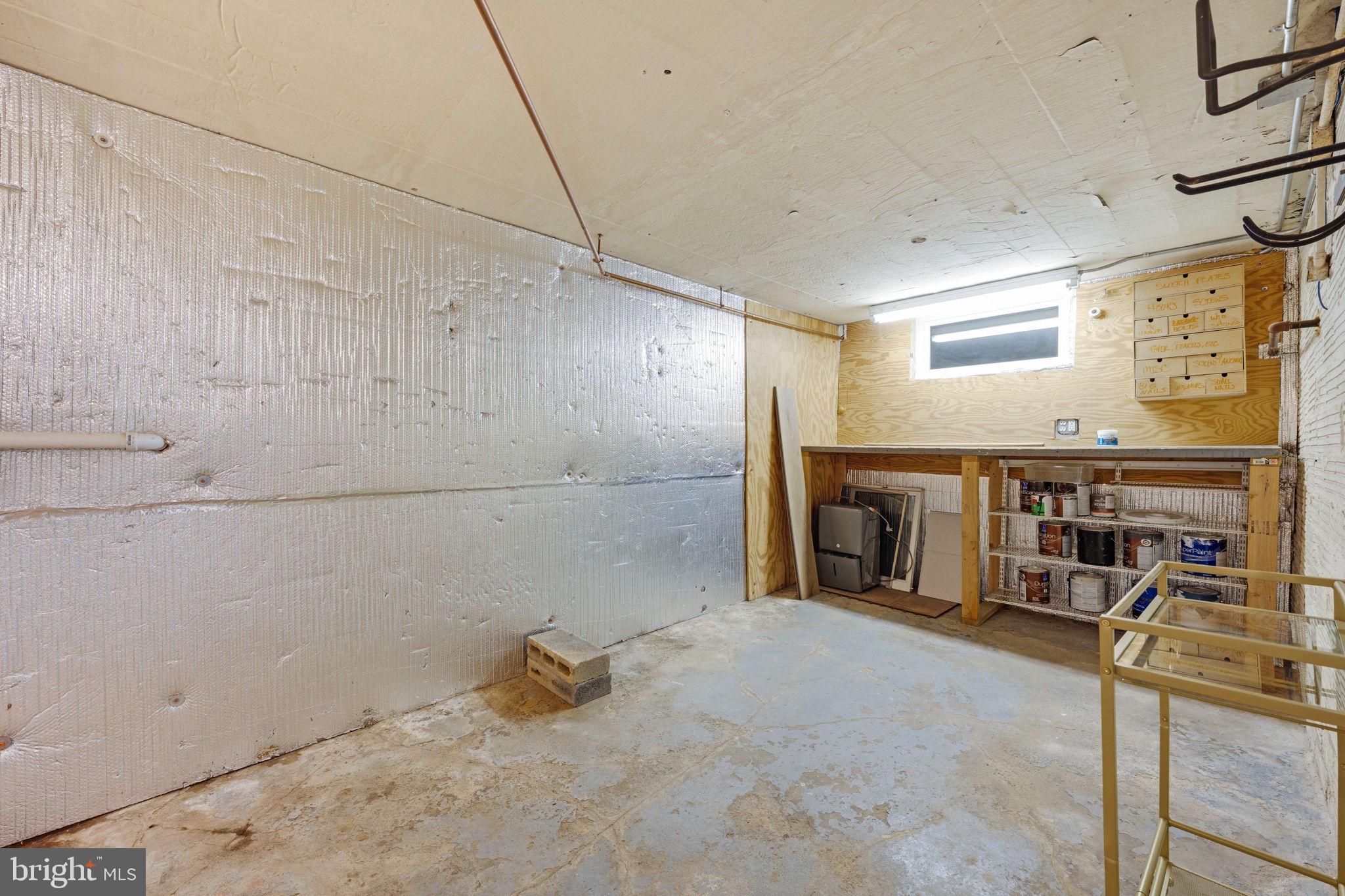 CLARENDON - Residential