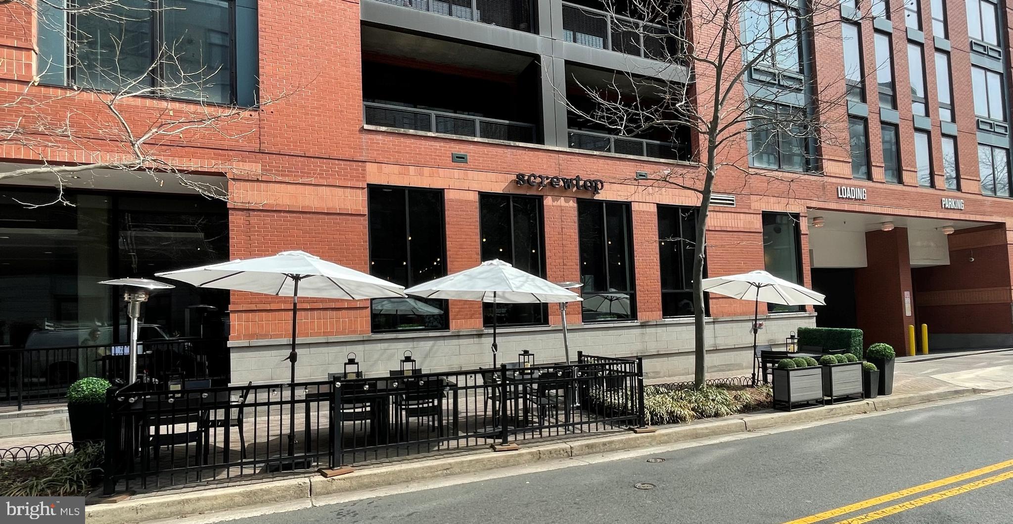 CLARENDON - Residential