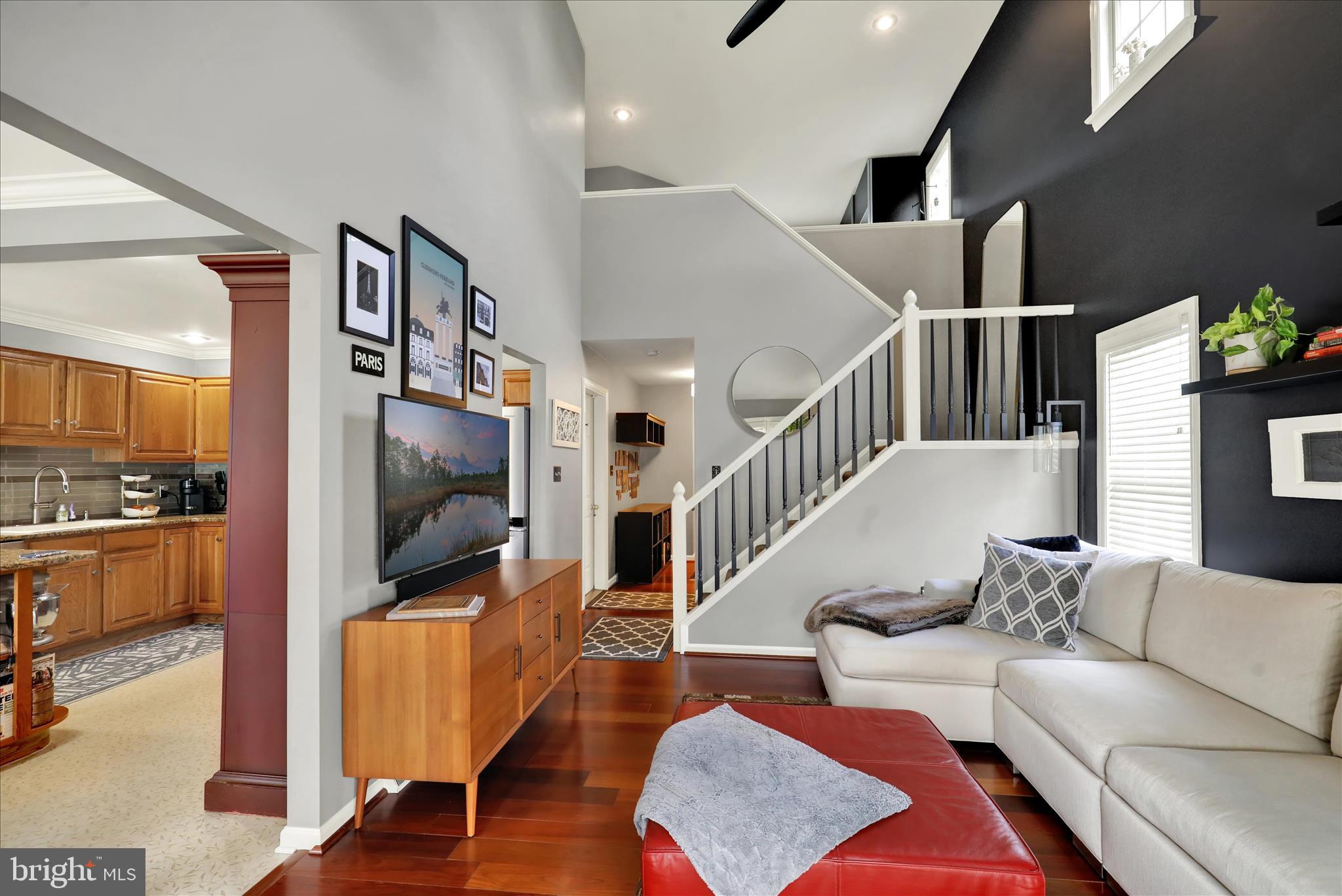 SUMMIT HILLS - Residential