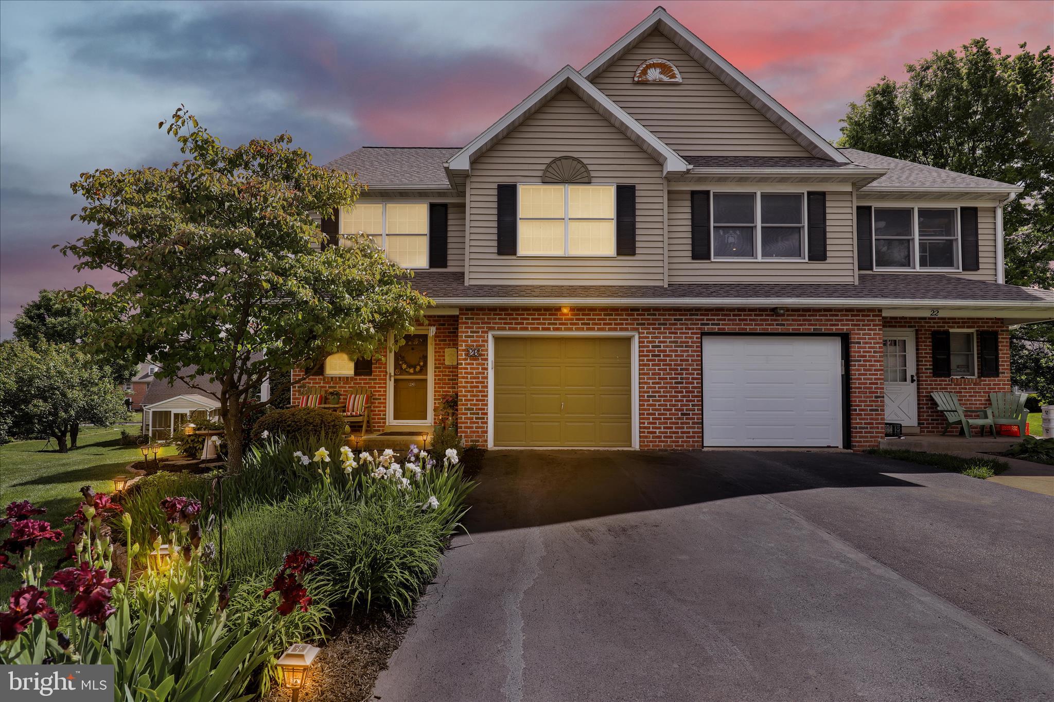 SUMMIT HILLS - Residential