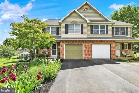 Townhouse For Sale - 26 Georgetown Court<br/> MOUNTVILLE, PA 17554