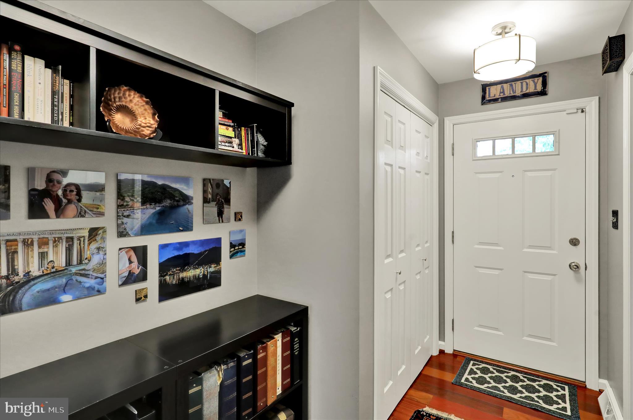 SUMMIT HILLS - Residential