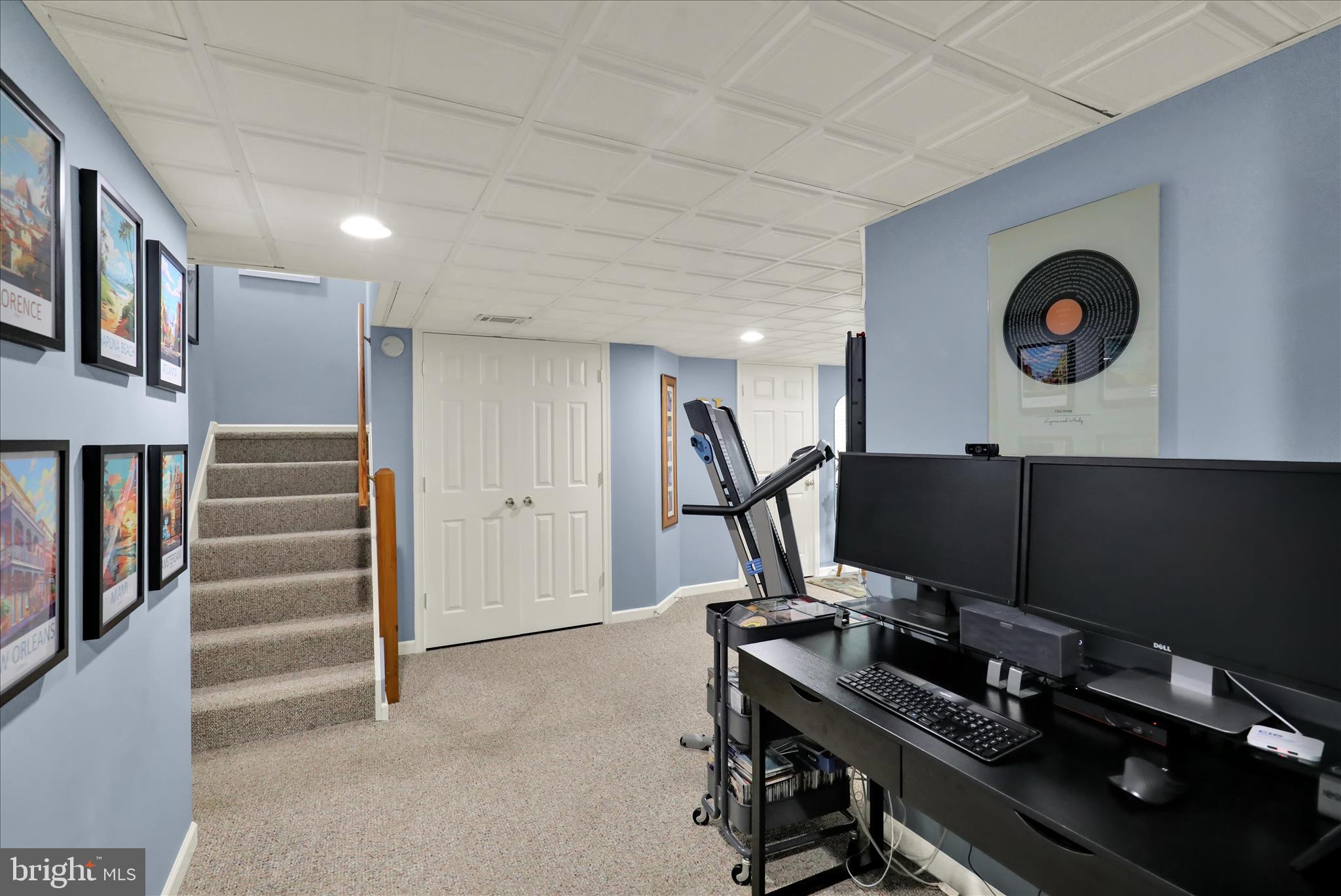 SUMMIT HILLS - Residential